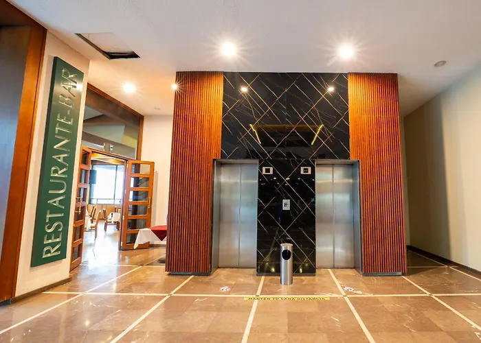 Finisterre 酒店